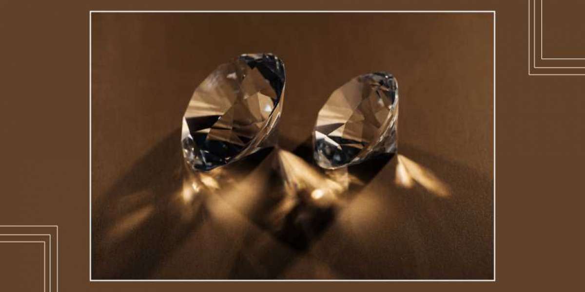 Get the Best Elongated Emerald Cut Diamonds in New York