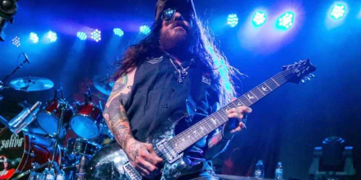 Saliva Guitarist Wayne Swinny Dies at 59 After Suffering Brain Hemorrhage While on Tour