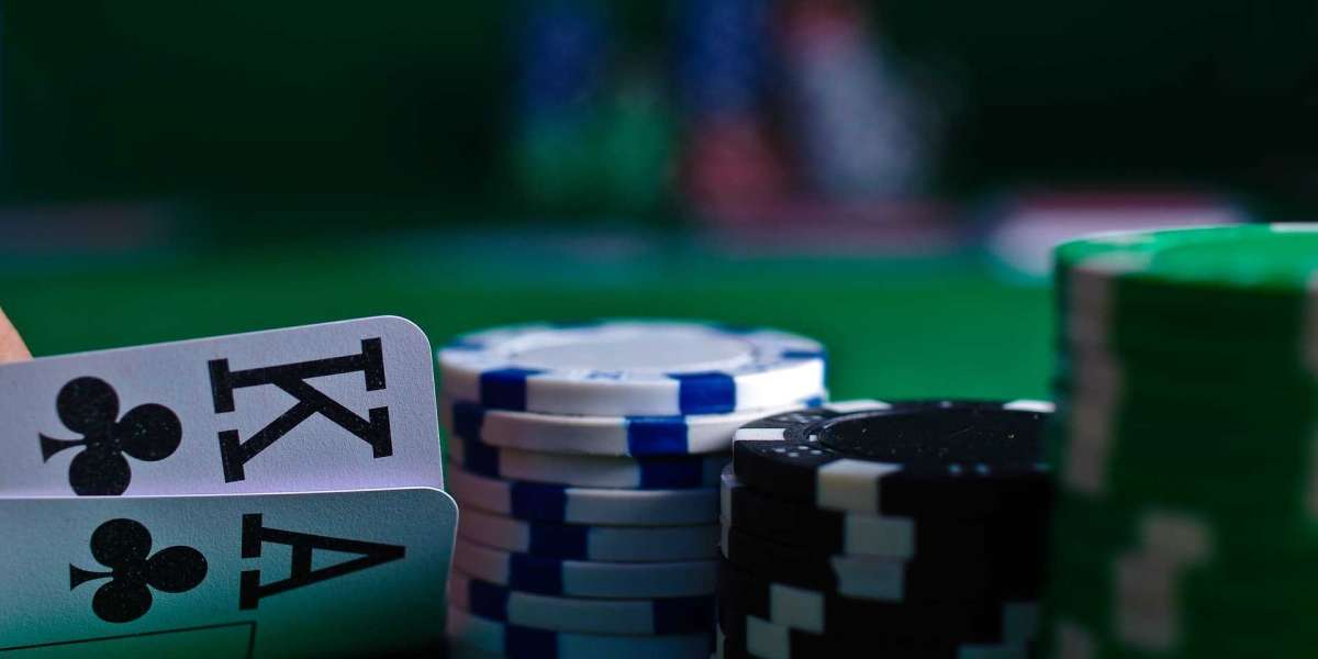 Роль удачи в покере