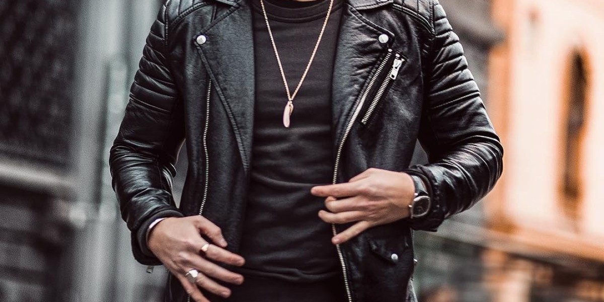 What are the Top Leather Jacket Trends For Men in 2023?