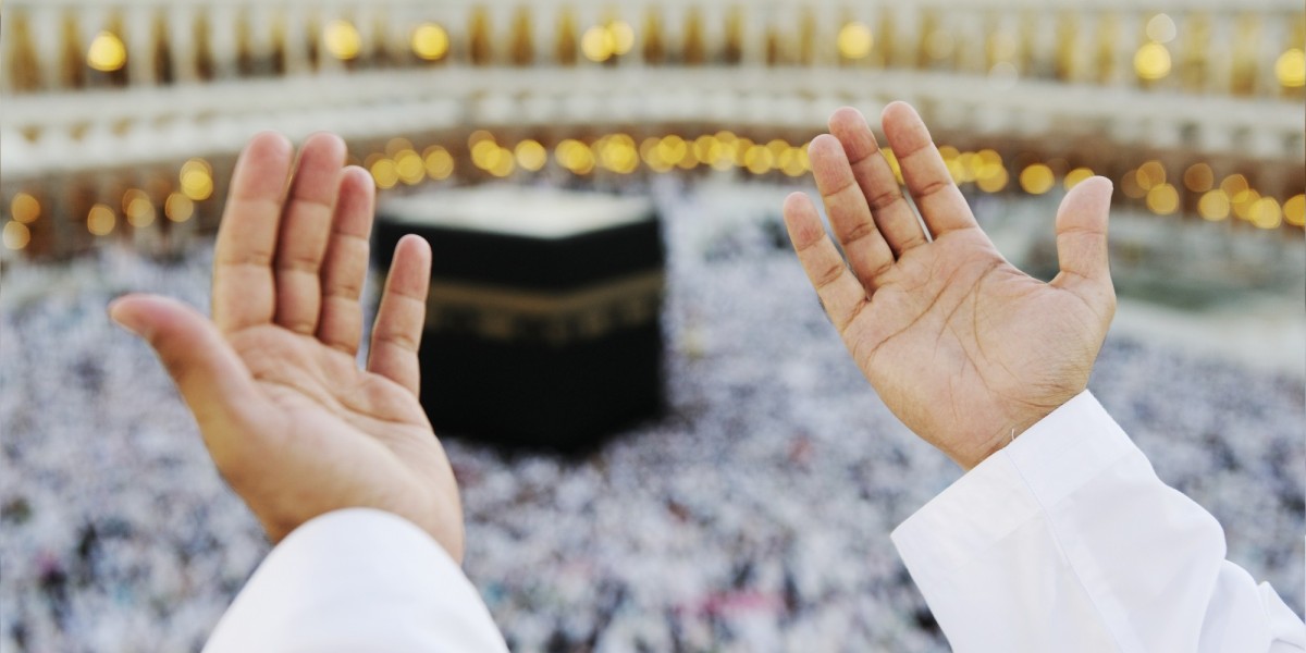 Umrah Package 2023: Your Spiritual Journey from the UK