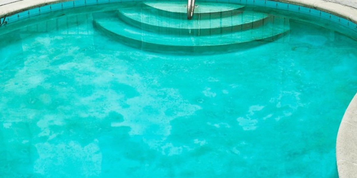 10 Surprising Swimming Pool Remodeling Tricks by Experts