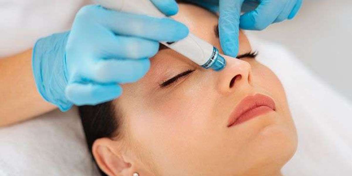 Elevate Your Radiance: The Hydrafacial Touch