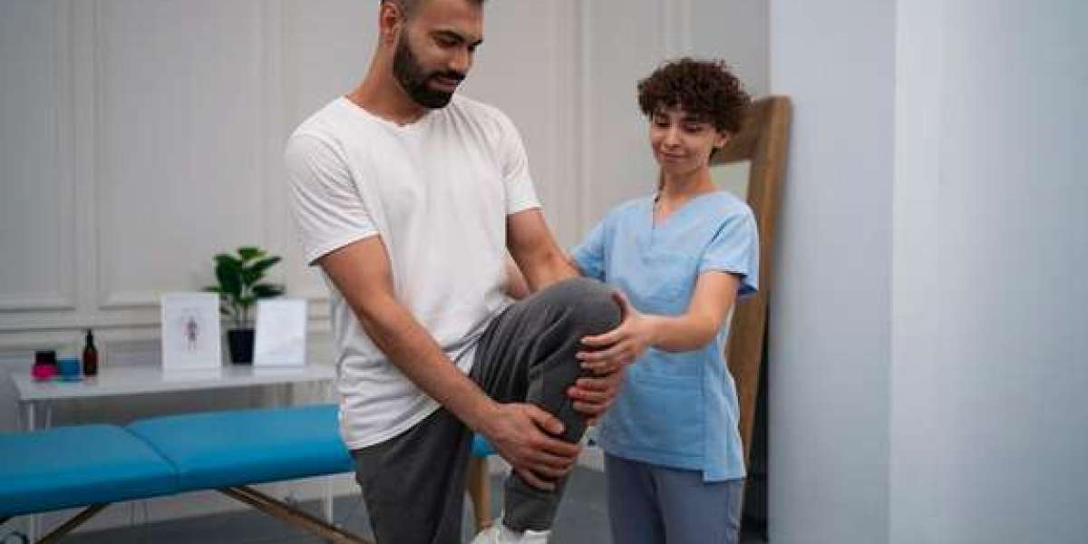 Balancing Act: Exploring the Benefits of Chiropractic Treatment in West Ashley