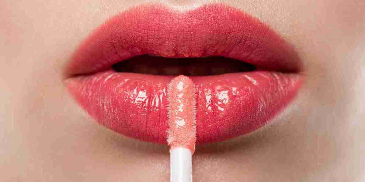 Lip Plumper Showdown: Finding the Perfect Plumping Gloss