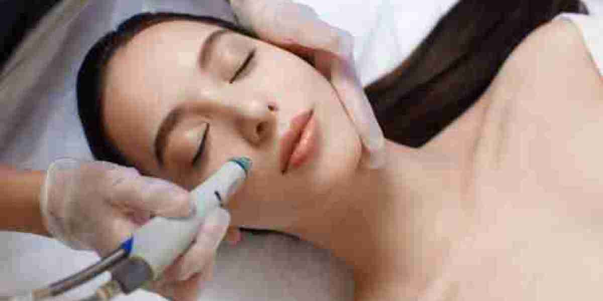 Top Clinics for HydraFacial in Riyadh: Where to Get the Best Results
