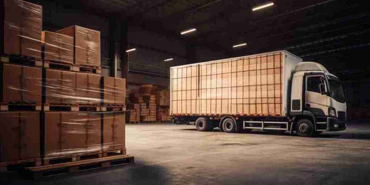 The Role of Warehouse Services When Hiring Packers and Movers