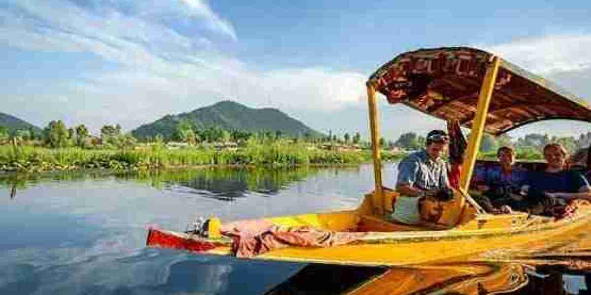 Kashmir Tour Packages from Ahmedabad