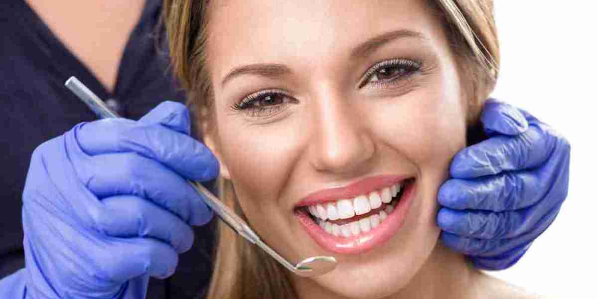 Teeth Whitening Market in Industry: Consumer Goods, Applications, Growth and Status 2024-2031
