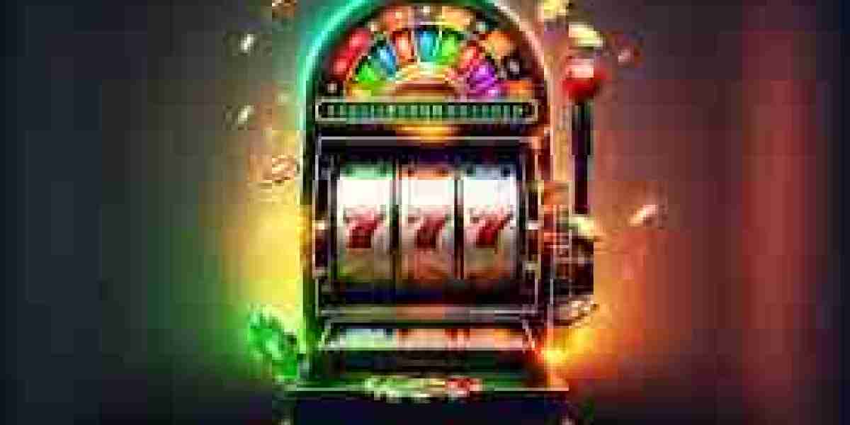 Unraveling the Magic: The Enigmatic World of Online Slots