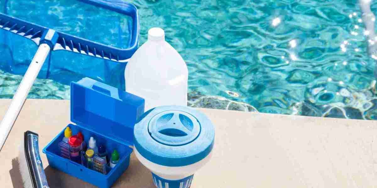 Guide to Cleaning Your Pool with Hypochlorous Acid