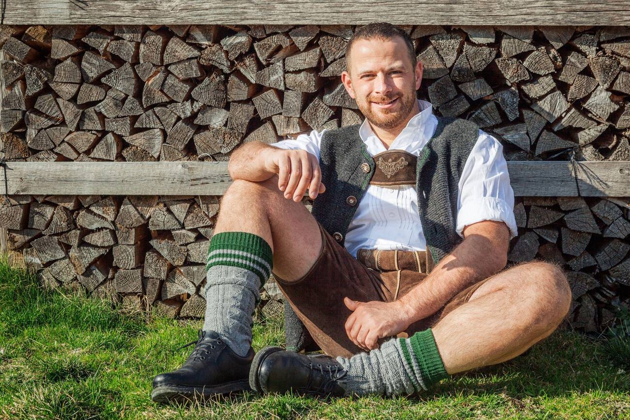 Men's Oktoberfest Outfit Archives - Alpen Lederhosen
