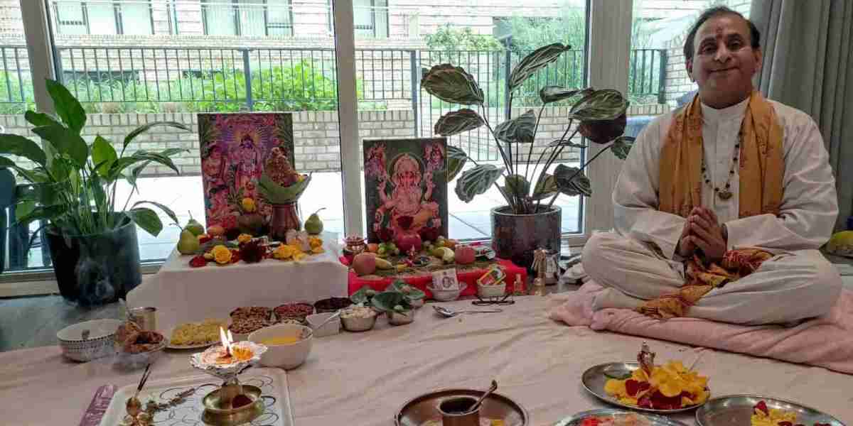 Discover the Best Pandit Ji in Noida for Your Havan Ceremonies – Swami Ajay Ji