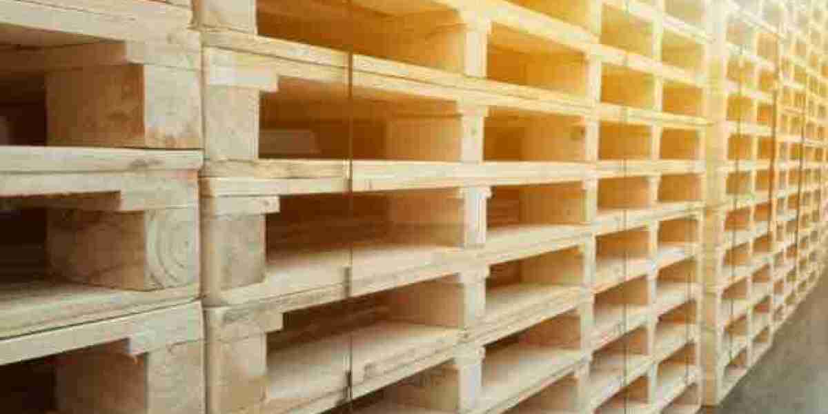 The Essential Role of Pallet Manufacturers in Global Logistics