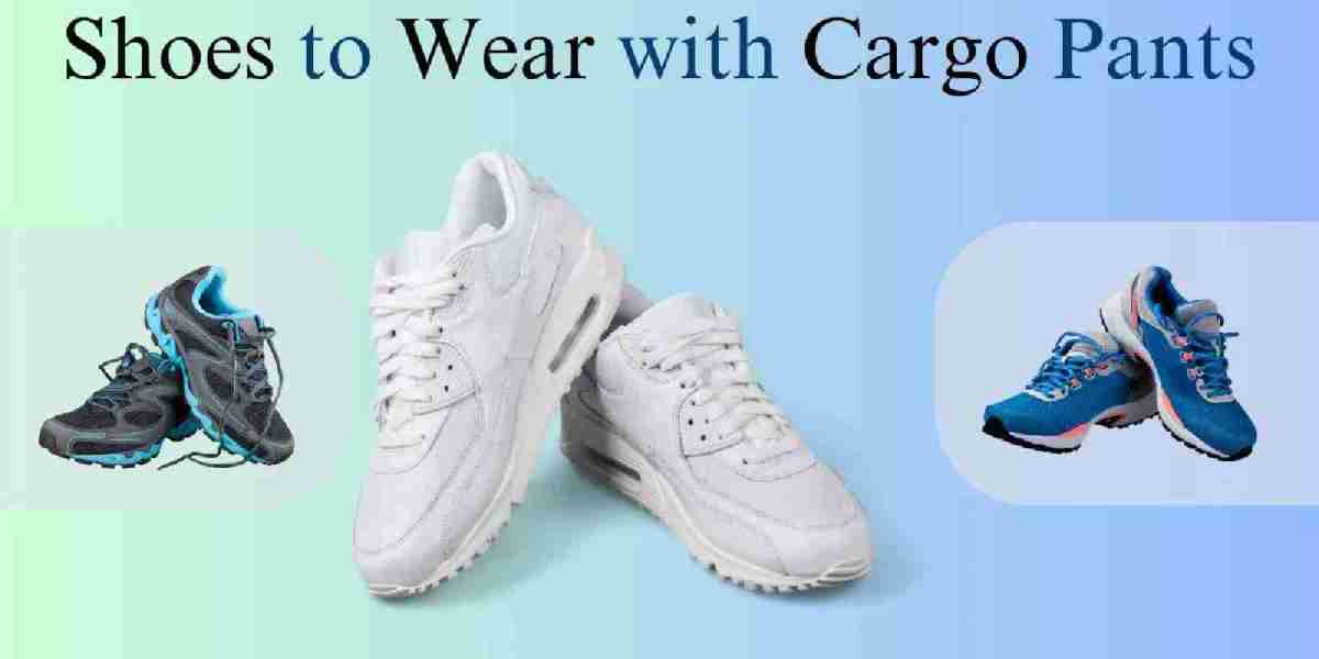 5 Best Shoes to Go with Cargo Pants for Men