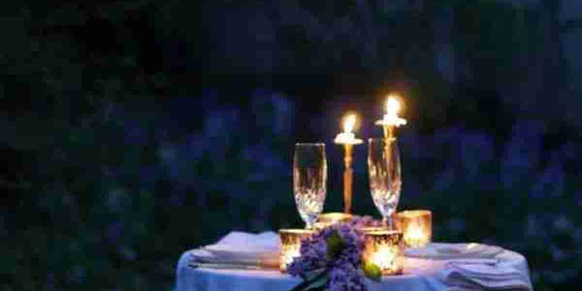 How to Make a Candlelight Dinner Extra Special