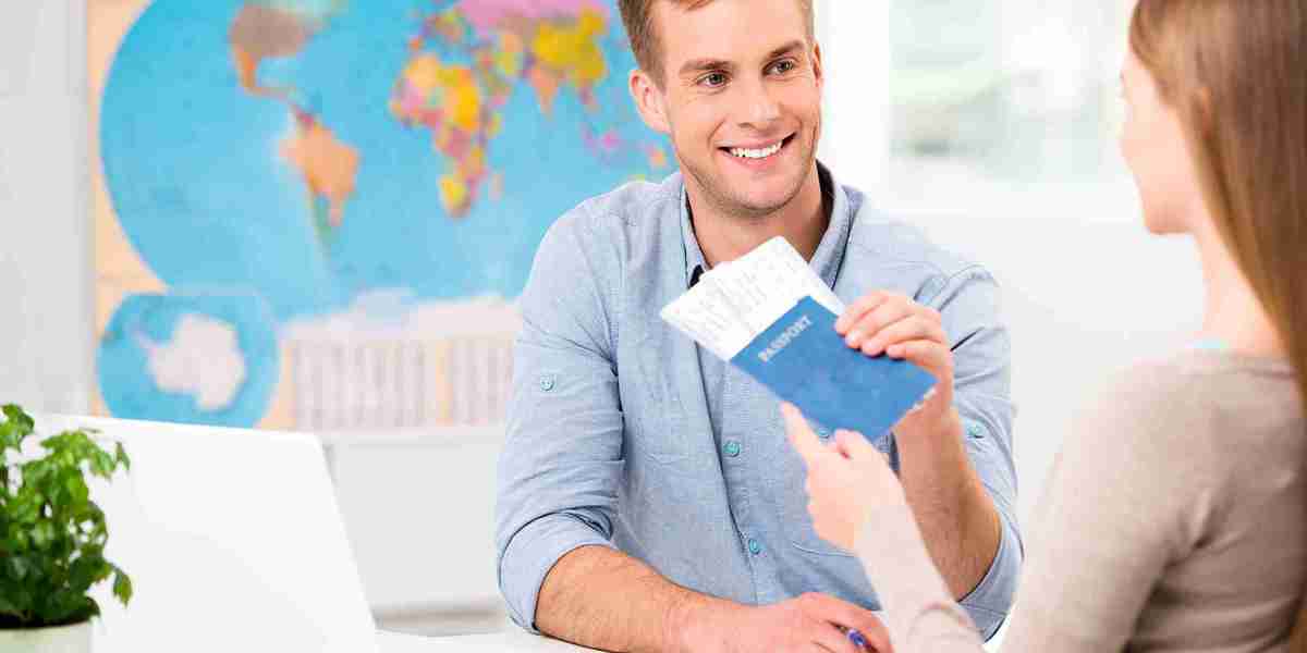 Guide to Applying for a Visitor Visa with Immigration Solicitors in UK