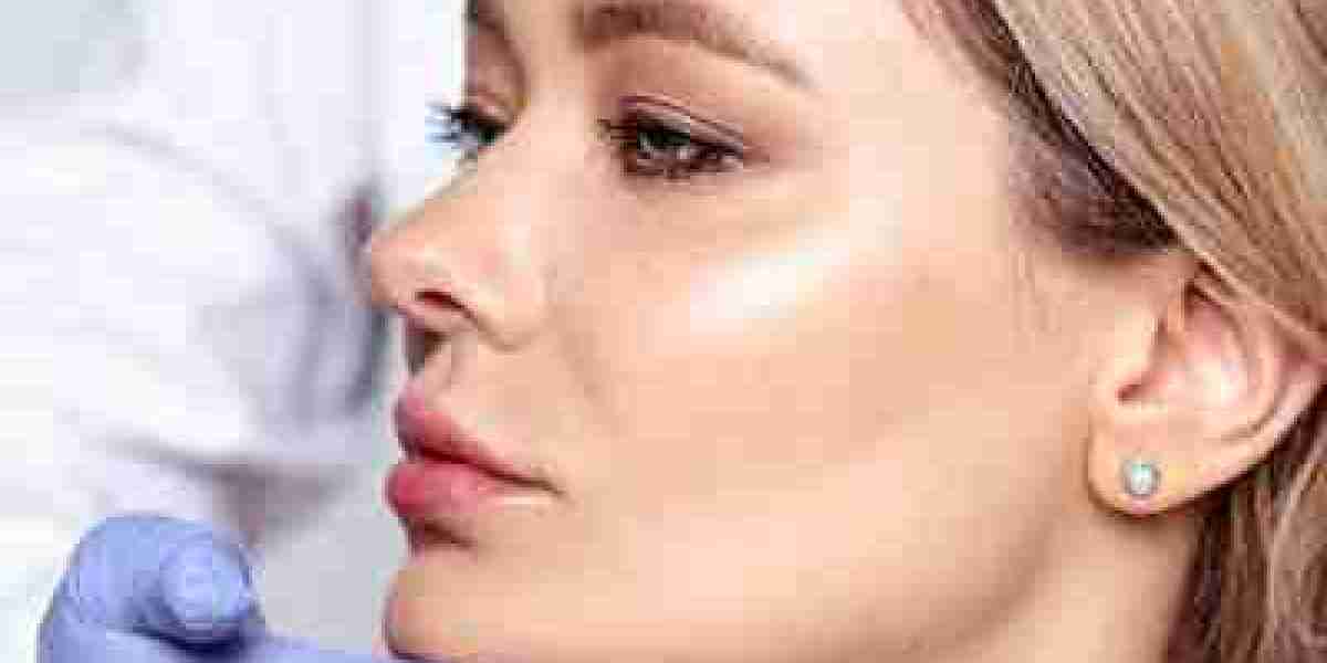 Comparing Top Cheek Fillers Clinics: What Sets Them Apart?