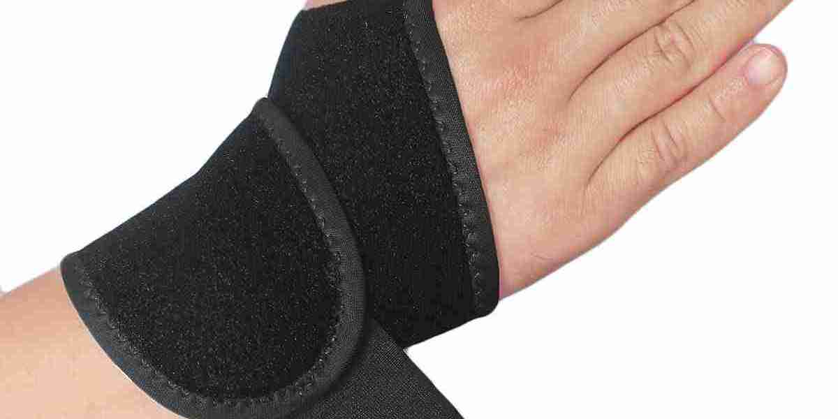 Hand and Wrist Braces: Essential Support for an Active Lifestyle
