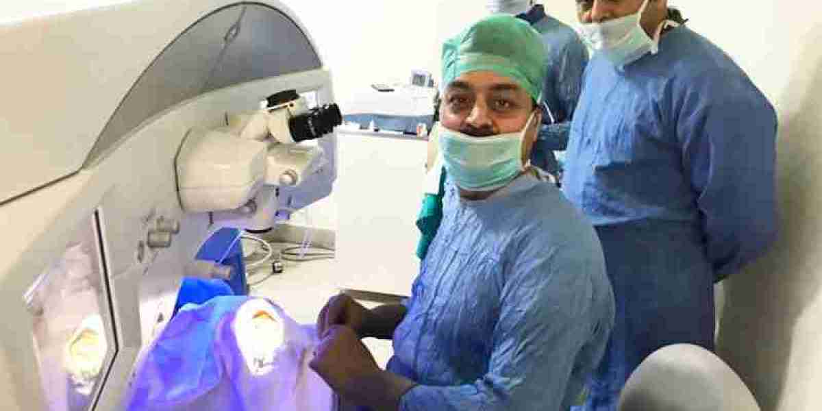 Find the Top LASIK Eye Surgery Centre in Delhi