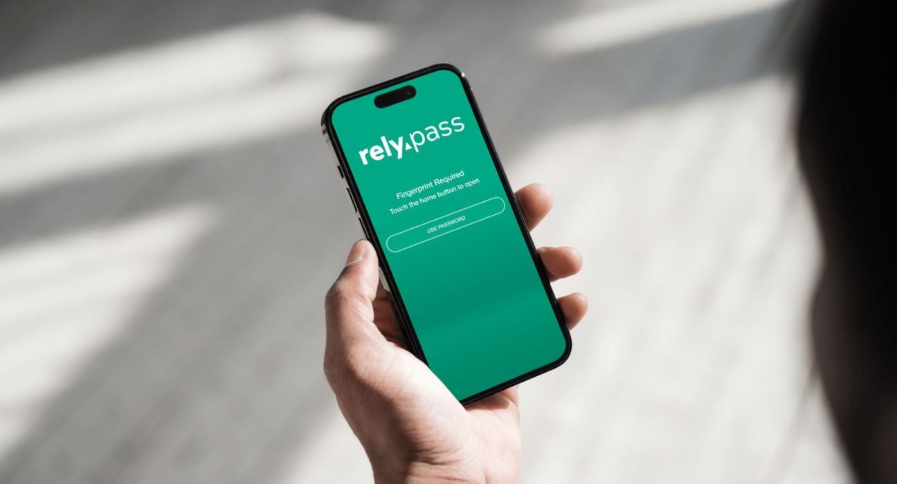 The Most Secure and Free iOS Offline Password Manager - RelyPas