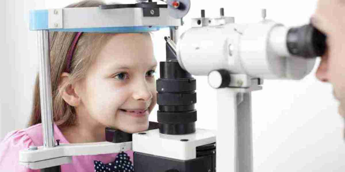 Finding the Best Pediatric Ophthalmologist in Pune