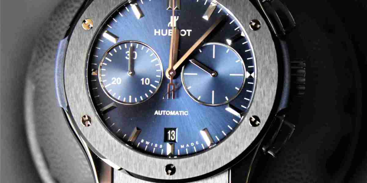 Elegancia atemporal: cómo elegir entre relojes Breitling y Hublot