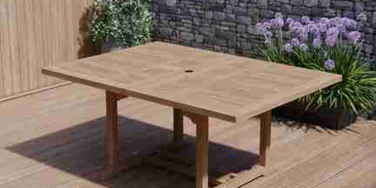 Choosing the Right Teak Table: A Guide to Styles and Sizes