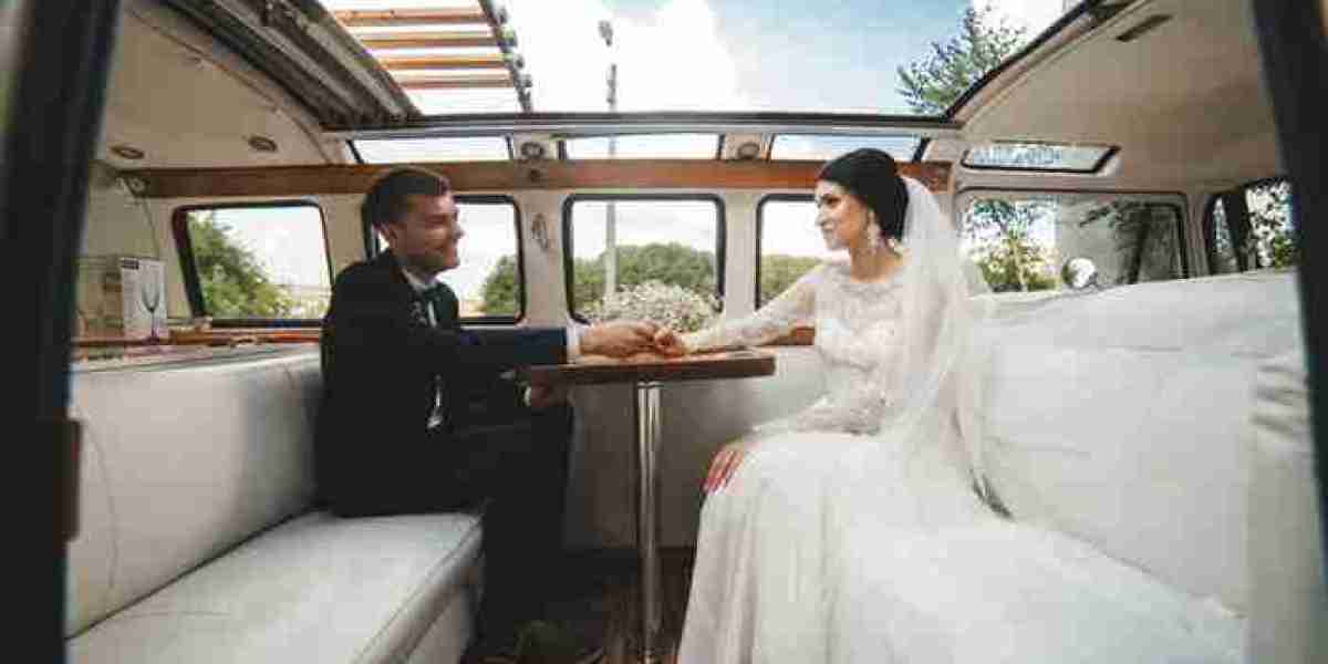 Dallas Weddings: Choosing the Right Transportation for Your Special Day