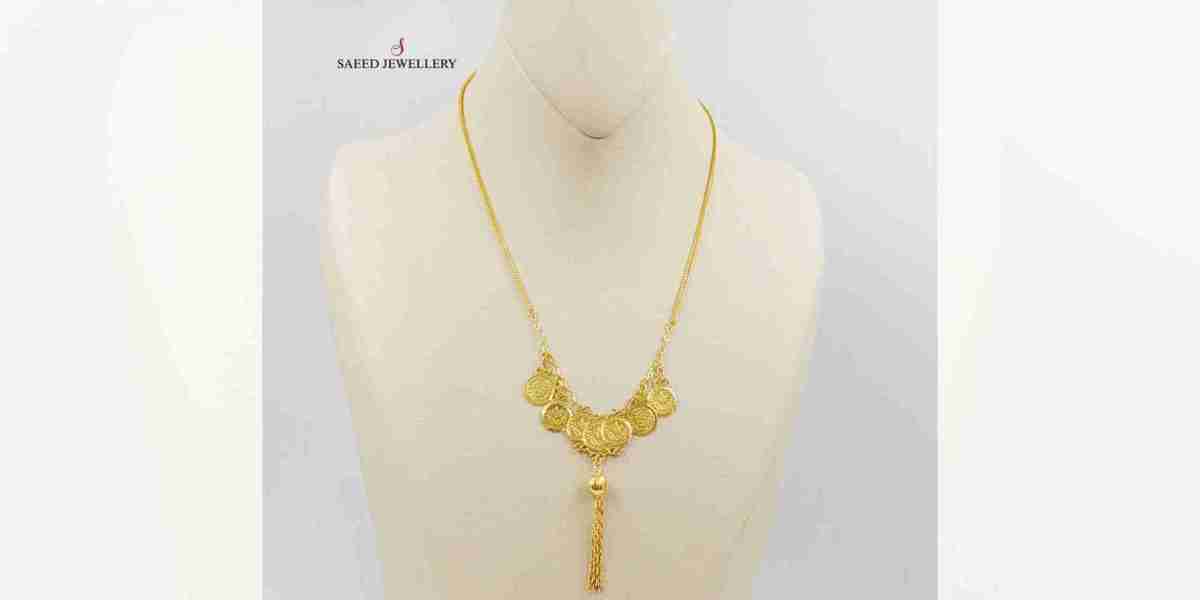 Why is a Gold Necklace a Classic Choice for Women’s Jewelry?