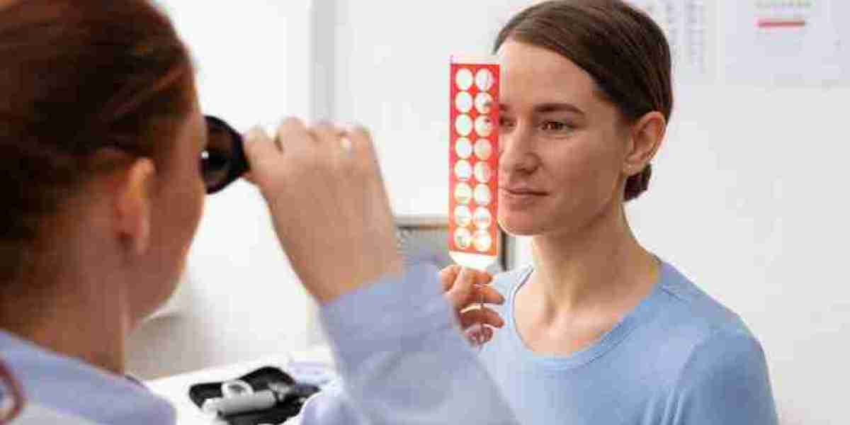 Understanding Your Eye Examination: What to Look for in a Local Provider