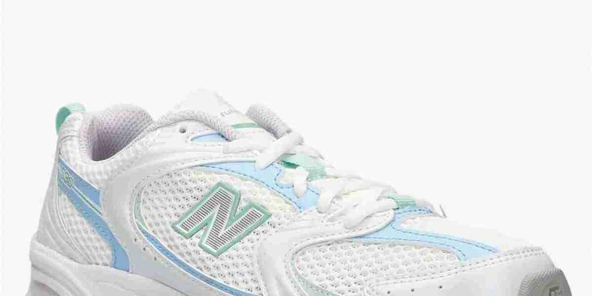 Por Qué Elegir las New Balance 530 para un Estilo Cómodo y Chic