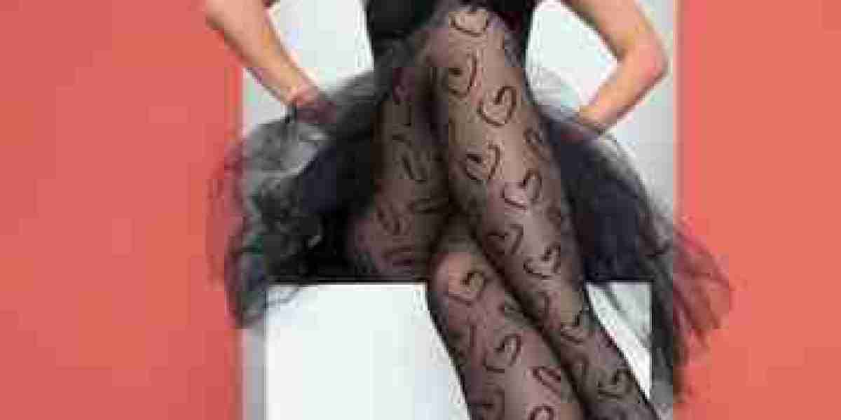 Comprehensive Analysis of the Global Hosiery Market