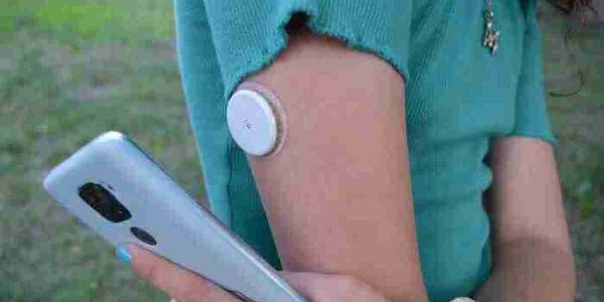 Continuous Glucose Monitoring Market: Innovations, Challenges, and Future Outlook