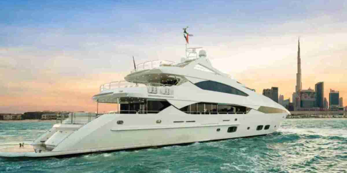 Top 5 Destinations to Explore by Yacht in Dubai