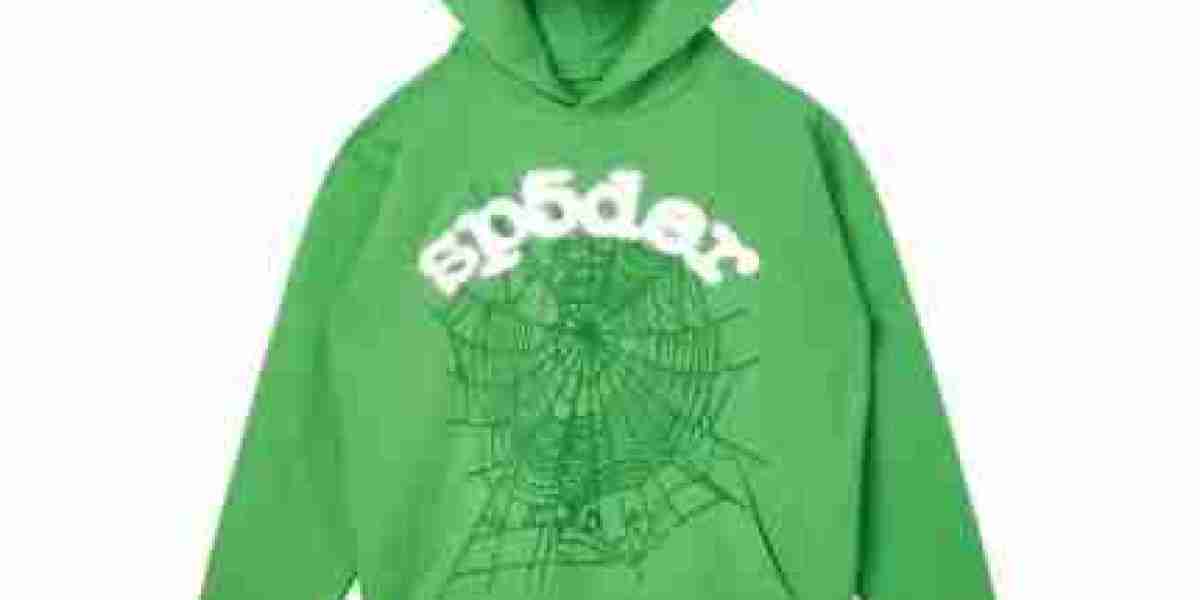 Style of the Sp5der Hoodie