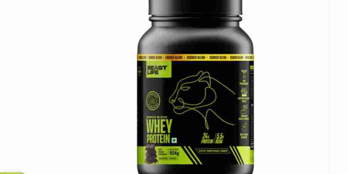 Whey Protein vs. Creatine Monohydrate: Why You Need Both