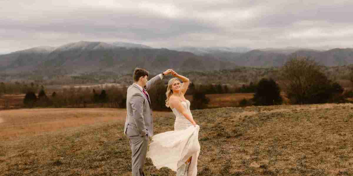 Gatlinburg Elopement: Capturing Stunning Memories with Ease