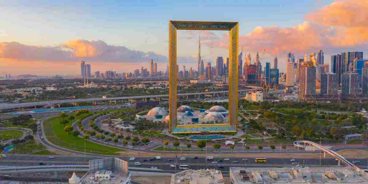 Dubai Frame: Iconic Landmark with Stunning City Views