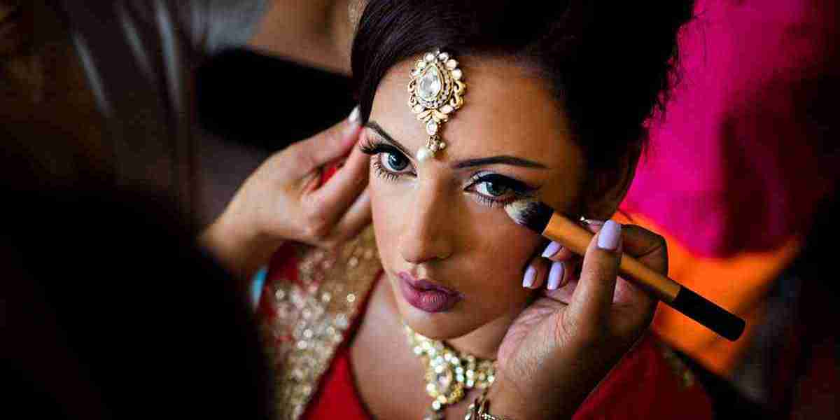 Top 10 Makeup Artists in Delhi NCR: Pricing & Contact Details