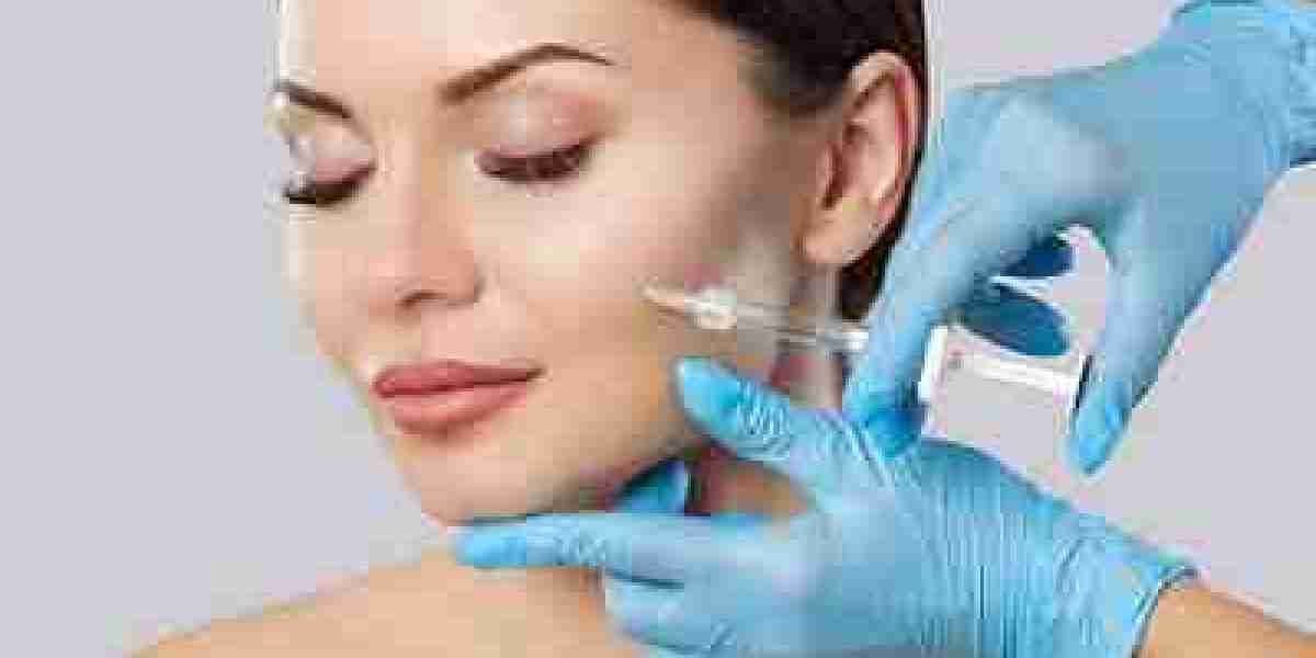 Radiesse for Facial Sculpting: A Guide for Muscat’s Beauty Enthusiasts