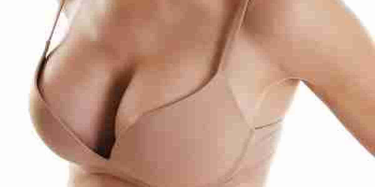 Breast Reduction for Women with Large Breasts in Muscat