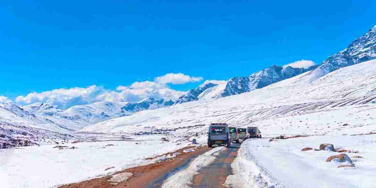 Kashmir trip from Delhi by NatureWings Holidays ltd