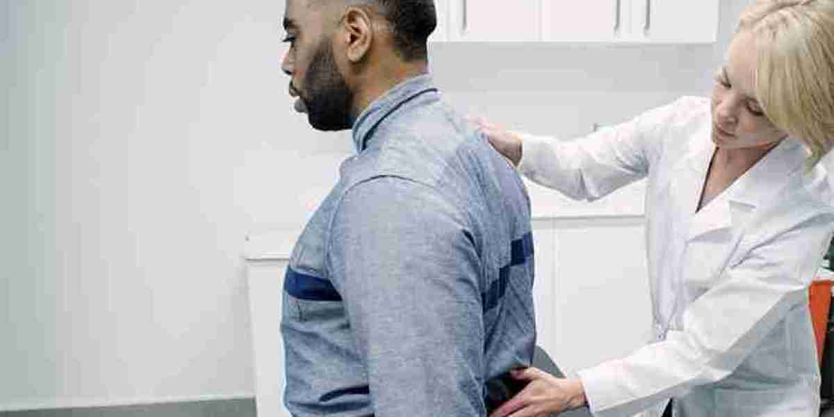 When Should I See A Specialist For Back Pain?