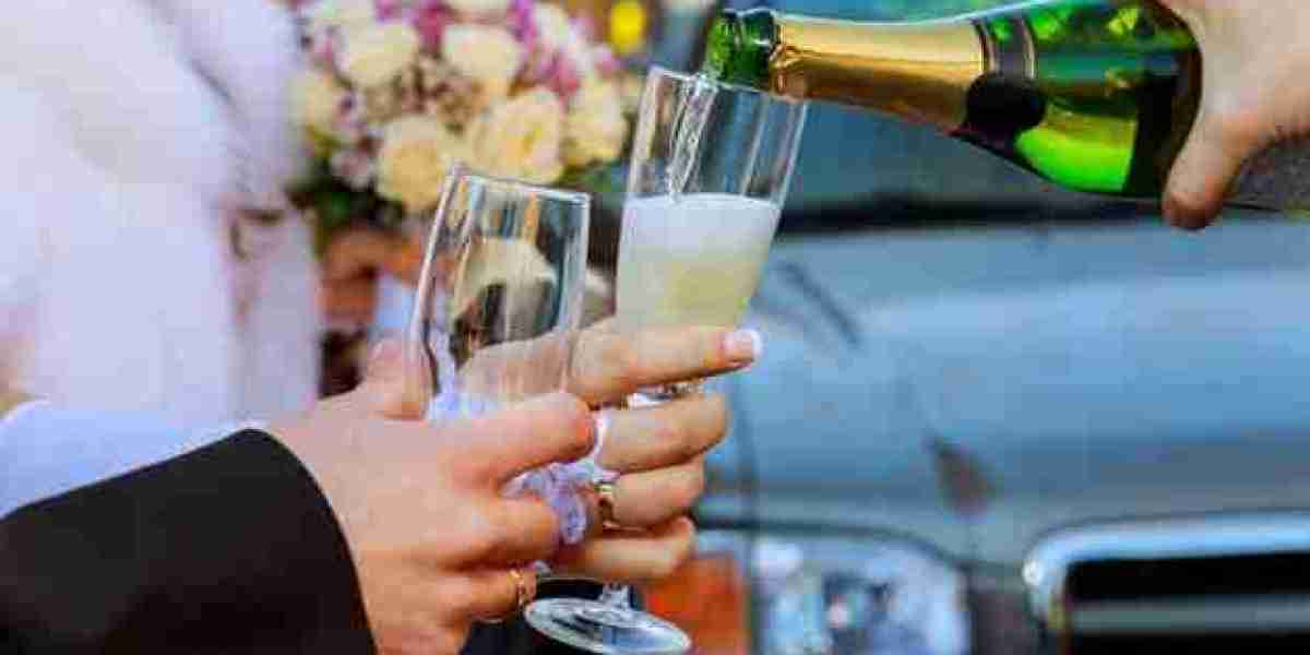 Wedding Party Transportation: How to Ensure Your Big Day Runs Smoothly