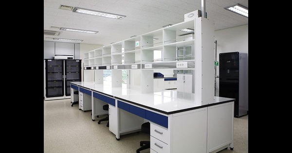 Home - Laboratory Furniture | Lab Benches | Lab Workstations